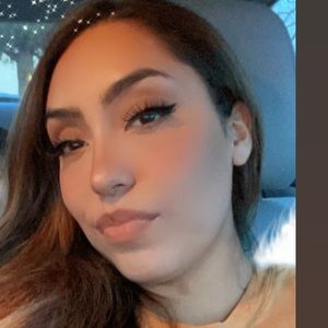 Meet your Posher, Araceli